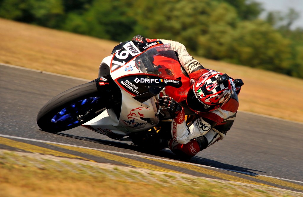 Motociclism Featured