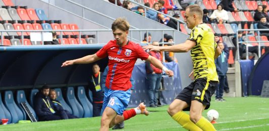 Steaua, remiză cu Metaloglobus