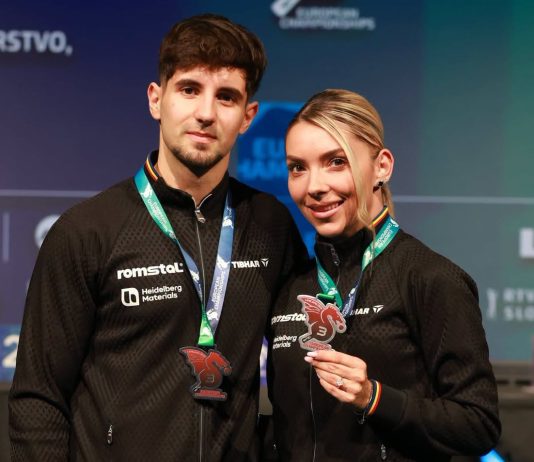 De două ori pe podiumul european